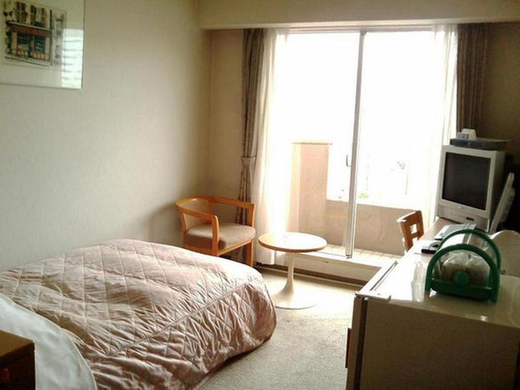 Hotel Tenchikaku Hitacsi Kültér fotó