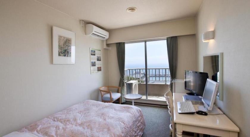 Hotel Tenchikaku Hitacsi Kültér fotó