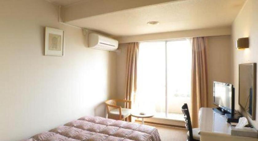 Hotel Tenchikaku Hitacsi Kültér fotó
